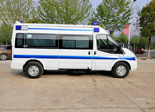 竹山县救护车出租